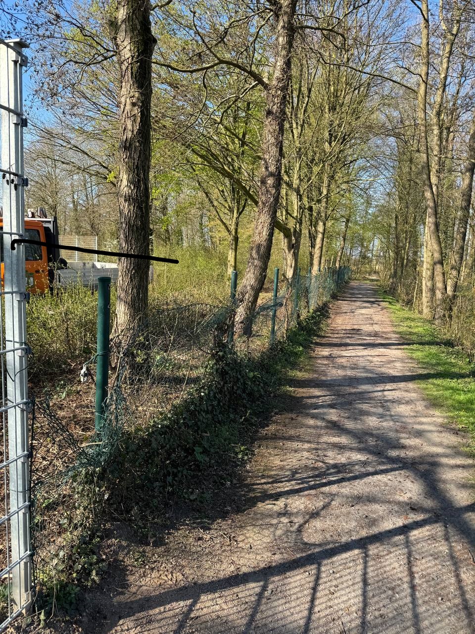Drehflügeltor mit Doppelstabmatten für private Gärten in Münster